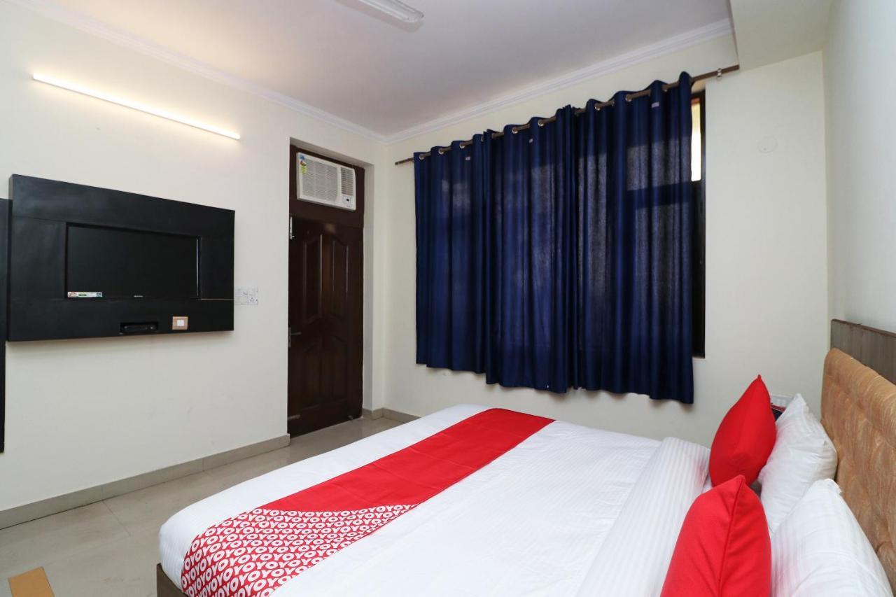 Oyo Flagship 28755 Hotel 9 Palm Rajpur Экстерьер фото
